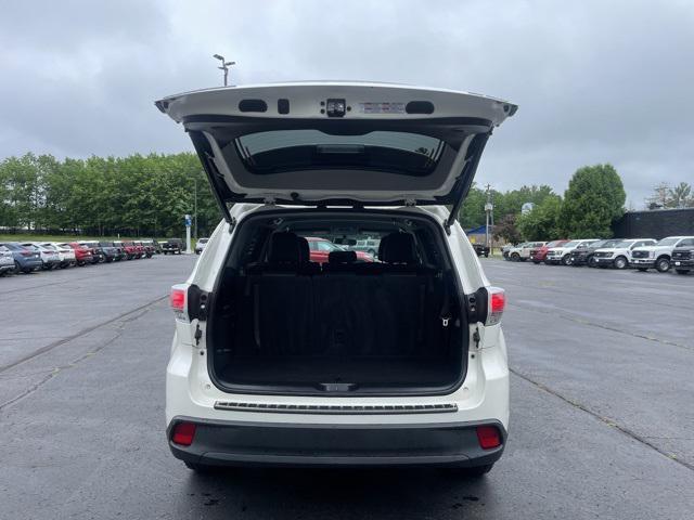used 2015 Toyota Highlander car, priced at $13,244