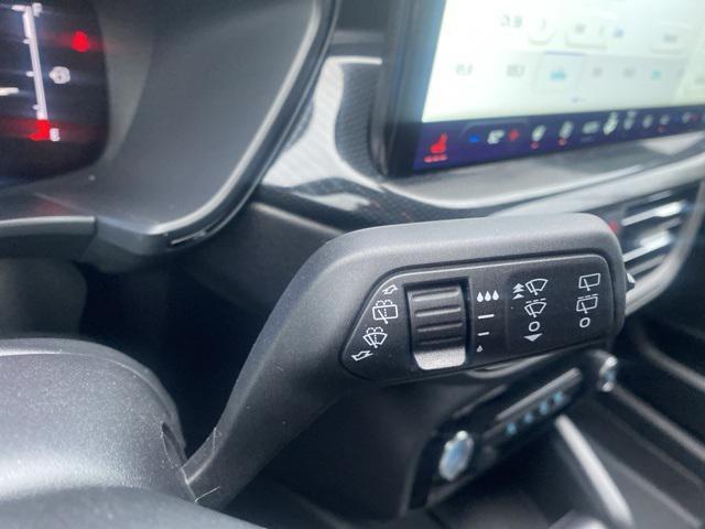 new 2025 Ford Escape car, priced at $33,250