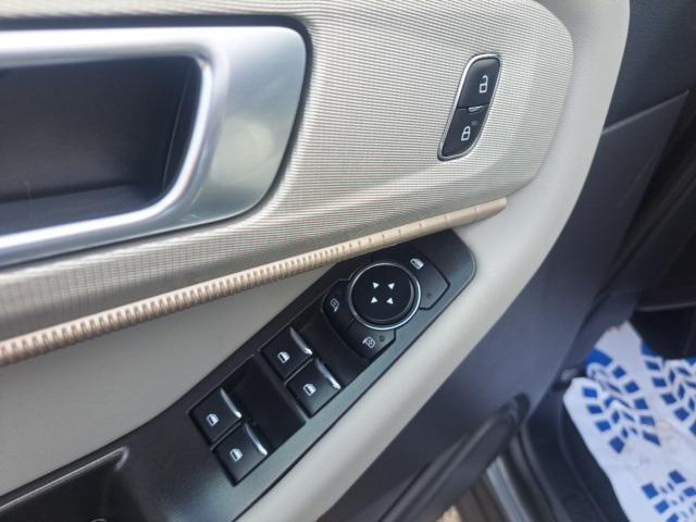 used 2025 Ford Explorer car, priced at $38,498