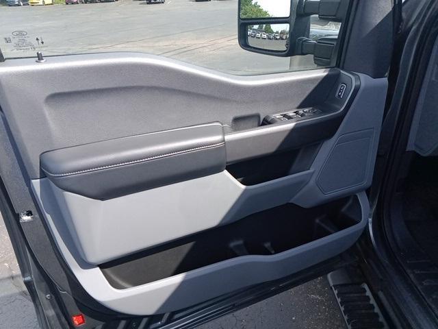 new 2025 Ford F-350 car, priced at $64,950