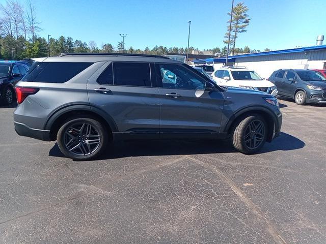 used 2025 Ford Explorer car, priced at $48,020