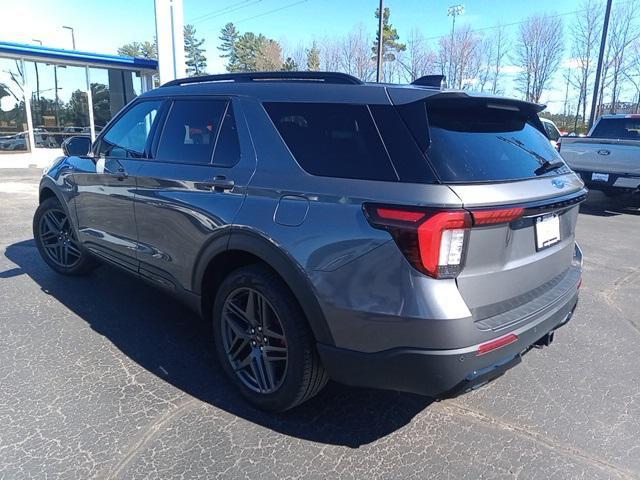 used 2025 Ford Explorer car, priced at $48,020
