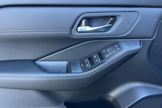 new 2025 Nissan Rogue car, priced at $37,735