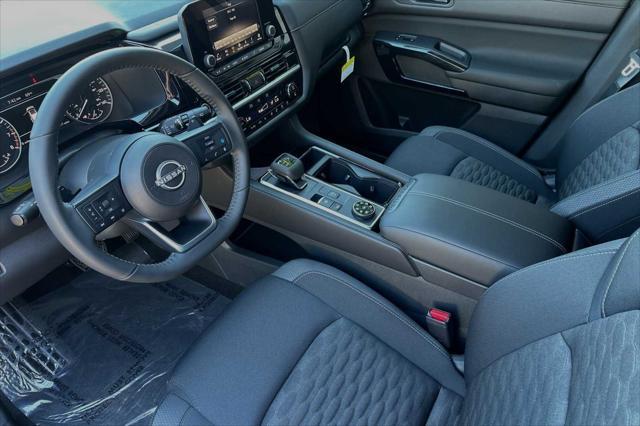 new 2024 Nissan Pathfinder car, priced at $40,973