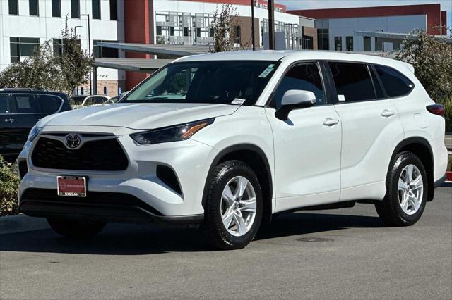 used 2023 Toyota Highlander car, priced at $35,304