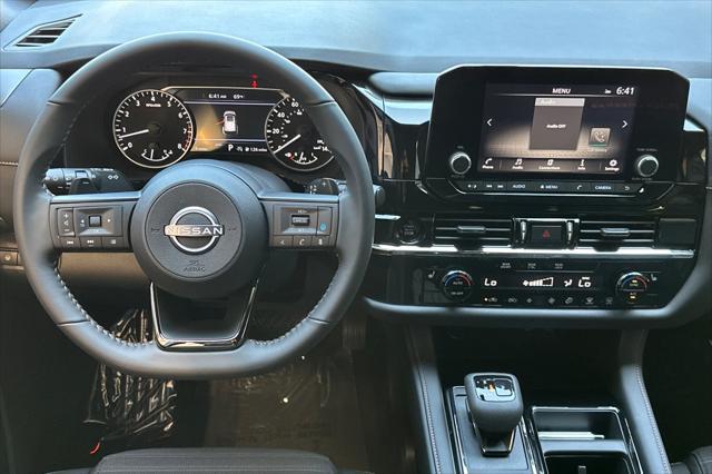 new 2025 Nissan Pathfinder car, priced at $46,095