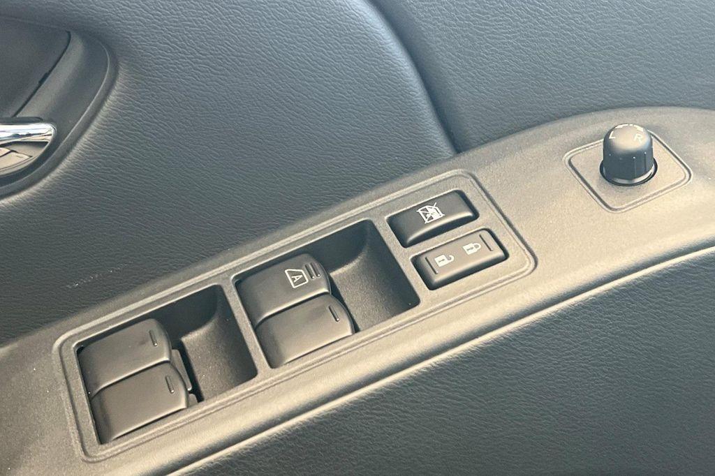 new 2025 Nissan Frontier car, priced at $39,050