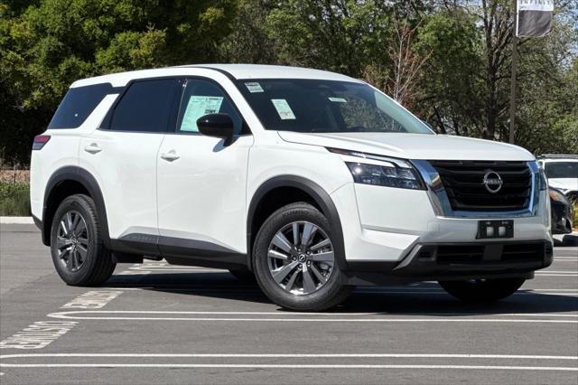 new 2025 Nissan Pathfinder car, priced at $37,260