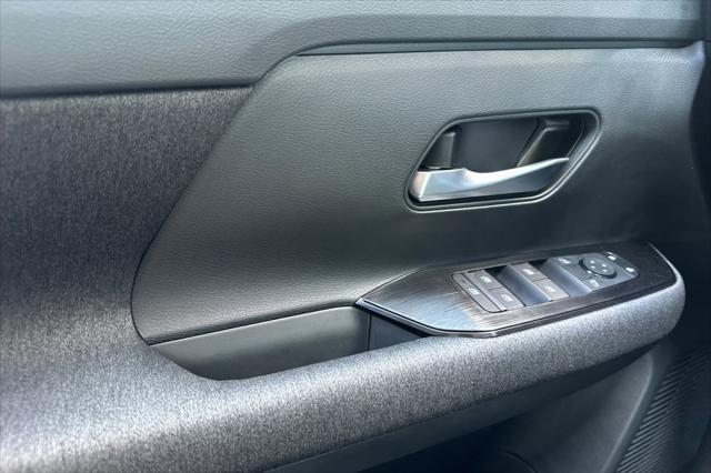 new 2025 Nissan Kicks car, priced at $26,360