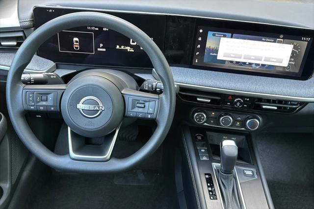 new 2025 Nissan Kicks car, priced at $26,360