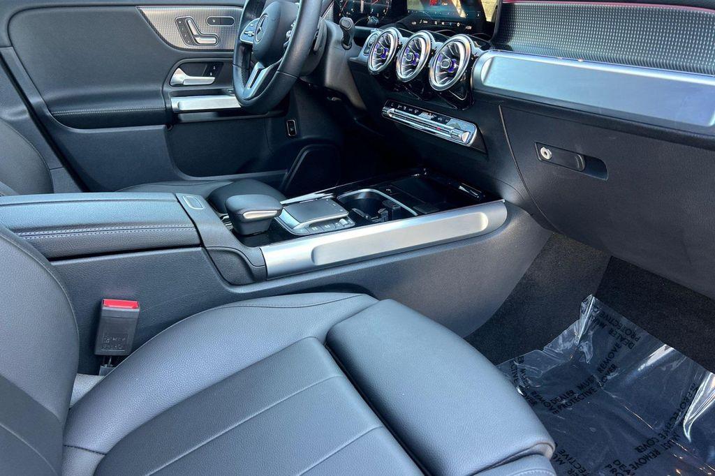 used 2022 Mercedes-Benz GLB 250 car, priced at $26,192