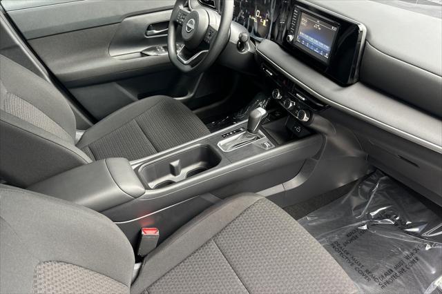 new 2025 Nissan Kicks car, priced at $23,680
