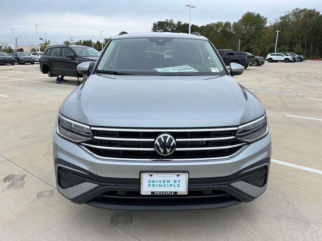 new 2024 Volkswagen Tiguan car, priced at $27,024