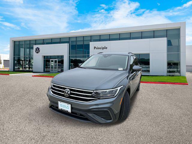 new 2024 Volkswagen Tiguan car, priced at $27,024