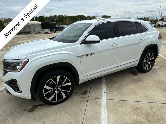 new 2025 Volkswagen Atlas Cross Sport car, priced at $52,623