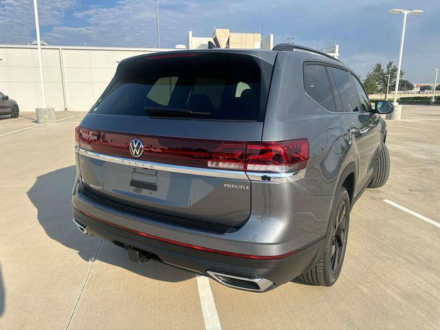 new 2024 Volkswagen Atlas car, priced at $38,690