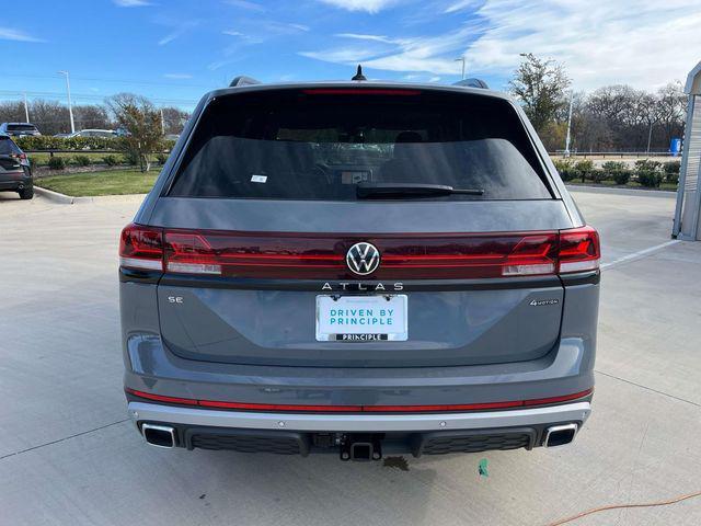 new 2025 Volkswagen Atlas car, priced at $48,226