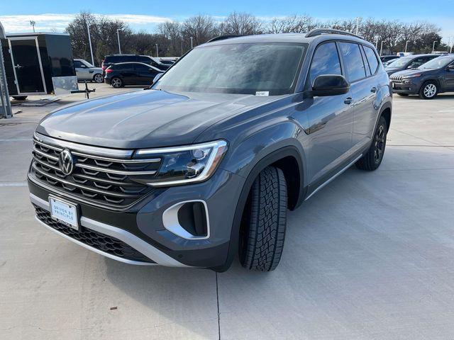 new 2025 Volkswagen Atlas car, priced at $48,226