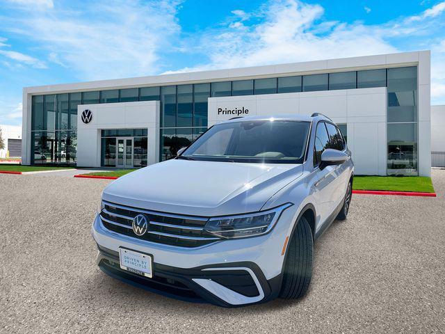 new 2024 Volkswagen Tiguan car, priced at $27,358