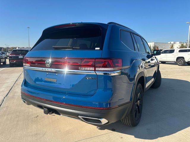 new 2025 Volkswagen Atlas car, priced at $43,240