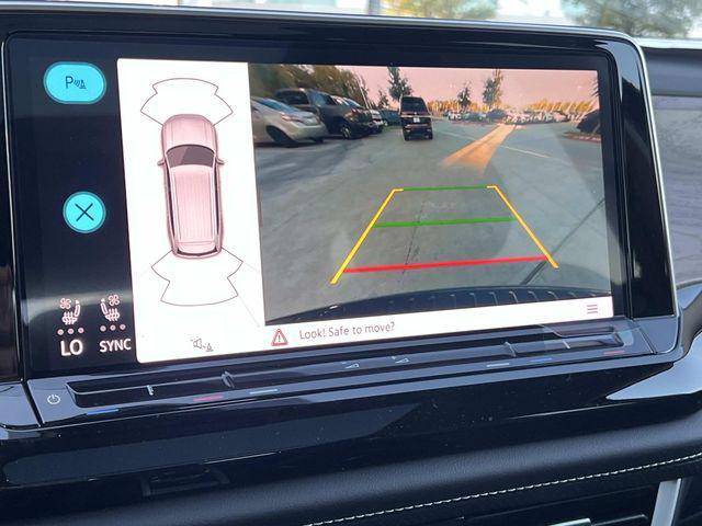 new 2026 Volkswagen Atlas car, priced at $45,422