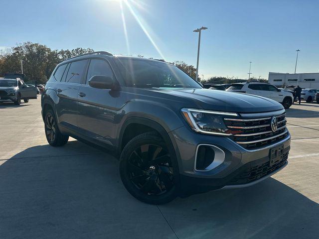 new 2025 Volkswagen Atlas car, priced at $42,741