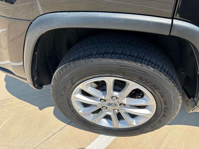 used 2016 Jeep Grand Cherokee car, priced at $10,990