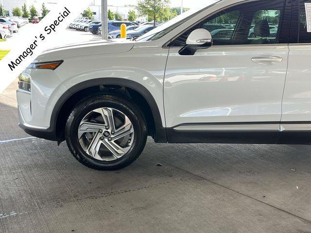 used 2022 Hyundai Santa Fe car, priced at $21,095