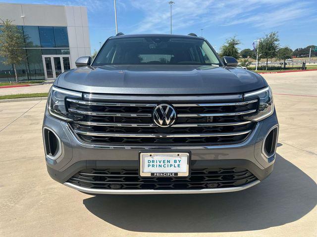 new 2024 Volkswagen Atlas car, priced at $38,690