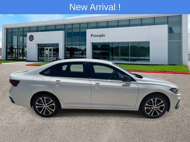 new 2025 Volkswagen Jetta car, priced at $25,611