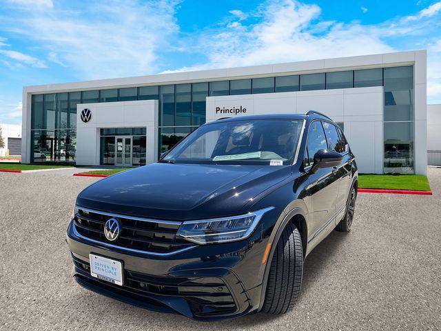 new 2024 Volkswagen Tiguan car, priced at $32,532