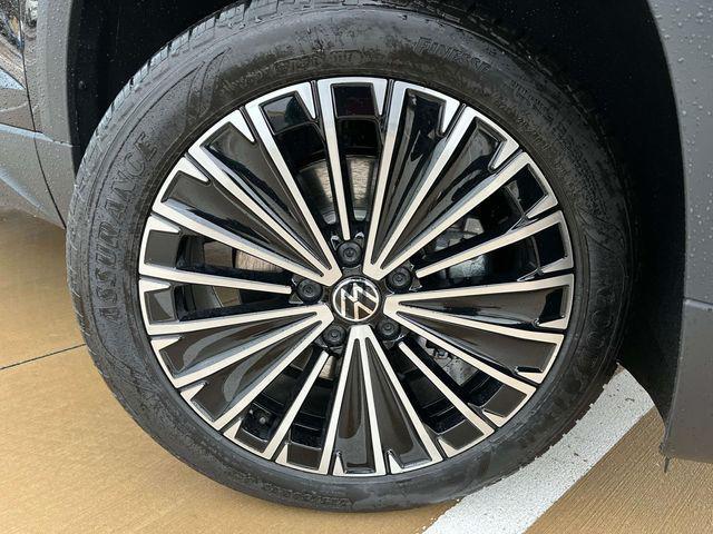 new 2025 Volkswagen Taos car, priced at $29,351