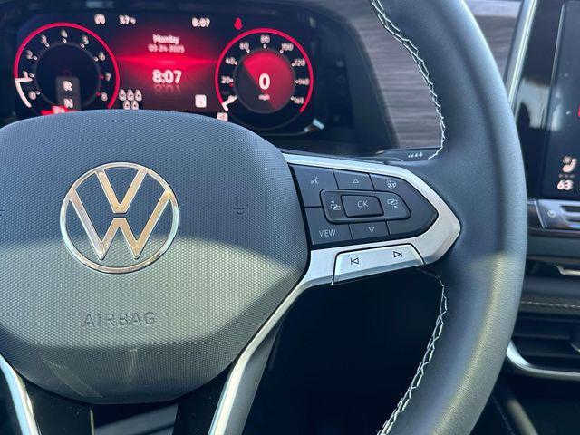 new 2025 Volkswagen Atlas car, priced at $47,033