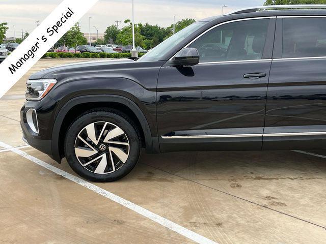 new 2025 Volkswagen Atlas car, priced at $46,534