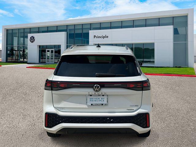 new 2025 Volkswagen Tiguan car, priced at $41,947
