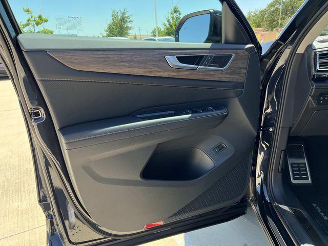 new 2026 Volkswagen Atlas car, priced at $54,182