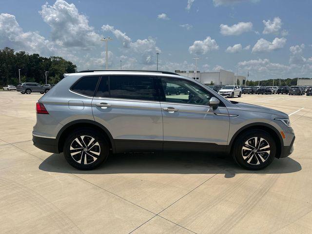 new 2024 Volkswagen Tiguan car, priced at $27,005