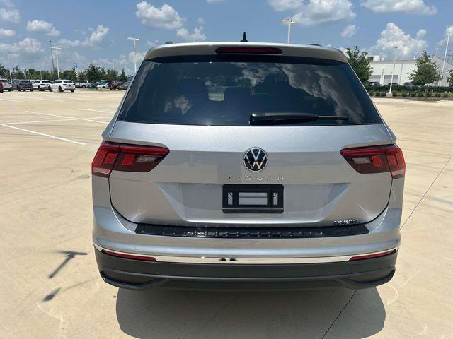 new 2024 Volkswagen Tiguan car, priced at $27,005