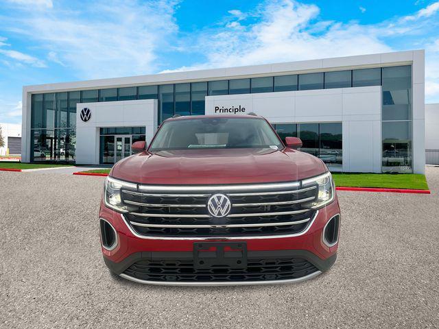 new 2024 Volkswagen Atlas car, priced at $39,032