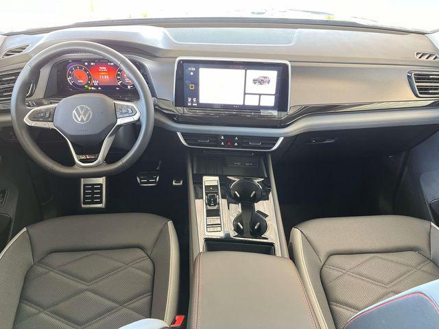 new 2025 Volkswagen Atlas car, priced at $45,893