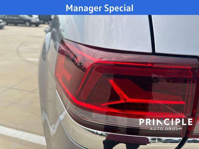 new 2025 Volkswagen Atlas car, priced at $41,994