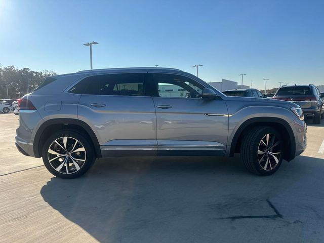 new 2025 Volkswagen Atlas Cross Sport car, priced at $51,435