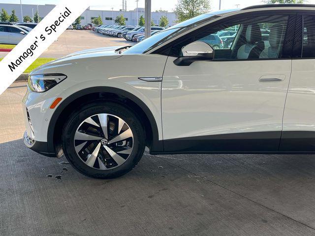 new 2025 Volkswagen ID.4 car, priced at $41,888