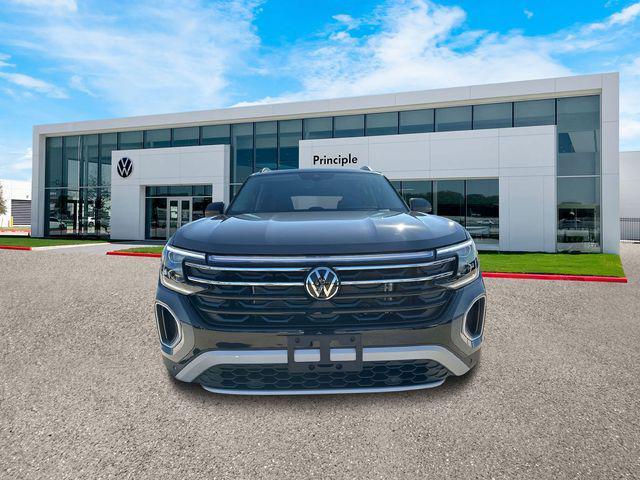 new 2025 Volkswagen Atlas car, priced at $47,531