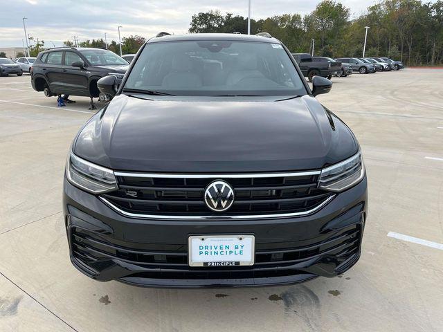 new 2024 Volkswagen Tiguan car, priced at $32,532