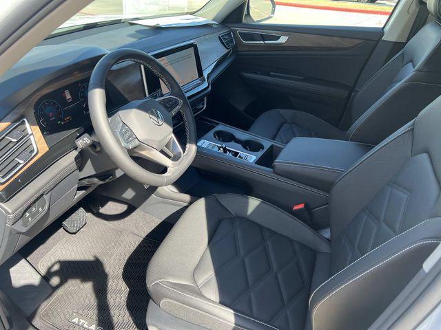 new 2026 Volkswagen Atlas car, priced at $39,923