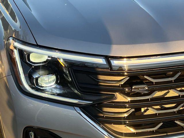 new 2026 Volkswagen Atlas car, priced at $54,429