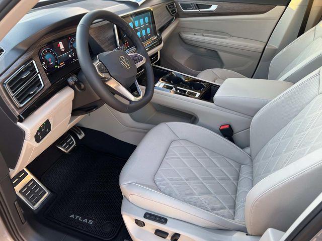 new 2026 Volkswagen Atlas car, priced at $54,429