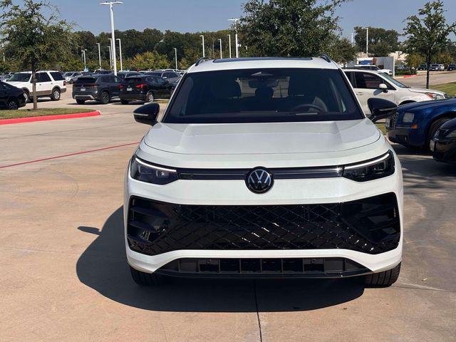 new 2025 Volkswagen Tiguan car, priced at $35,991