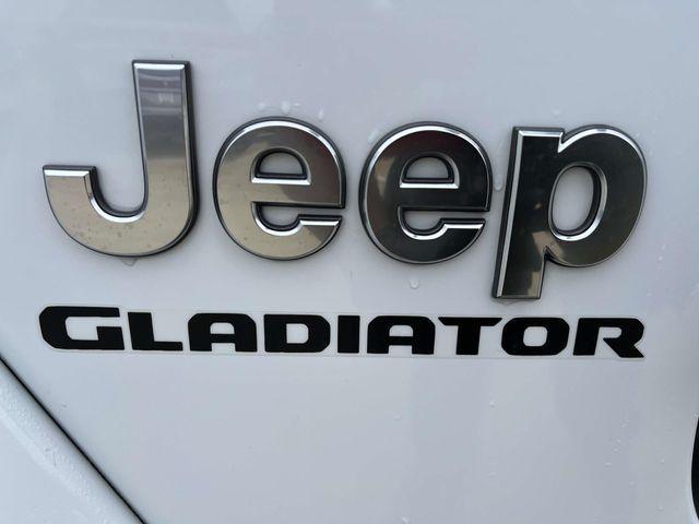 used 2021 Jeep Gladiator car, priced at $35,412